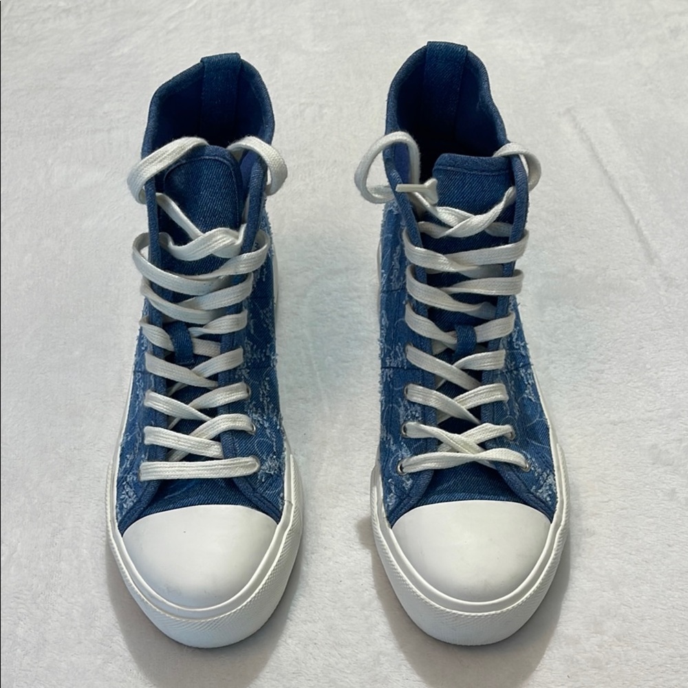 AMERICAN EAGLE WOMENS SIZE 9 Blue High-Top Sneakers